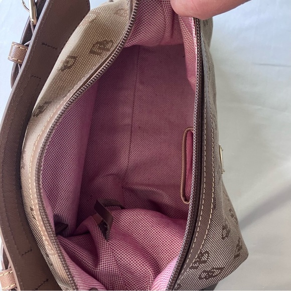 VINTAGE EARLY 2000s Dooney&Burke Taupe Signature Nylon Tote - Picture 11 of 16